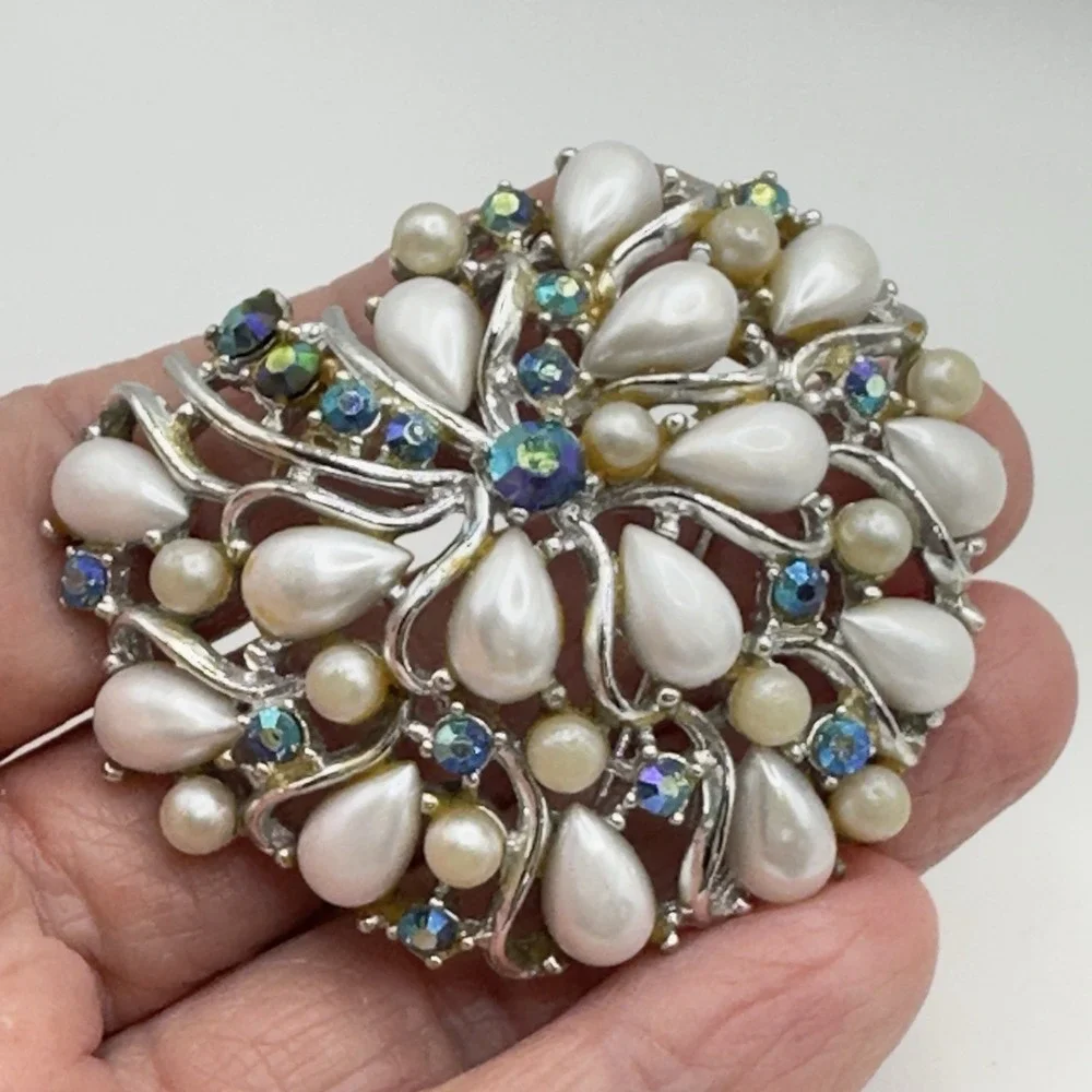 Vintage Brooch Lot 5 Rhinestone Enamel Faux Pearl Sailboat Flower Starburst Pins